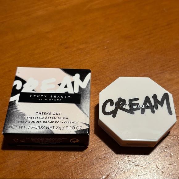 Fenty Cheeks Out Cream Blush Cool Berry - Picture 4 of 16